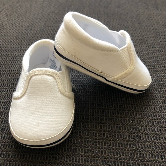 Shoes - Picture 2 of 3